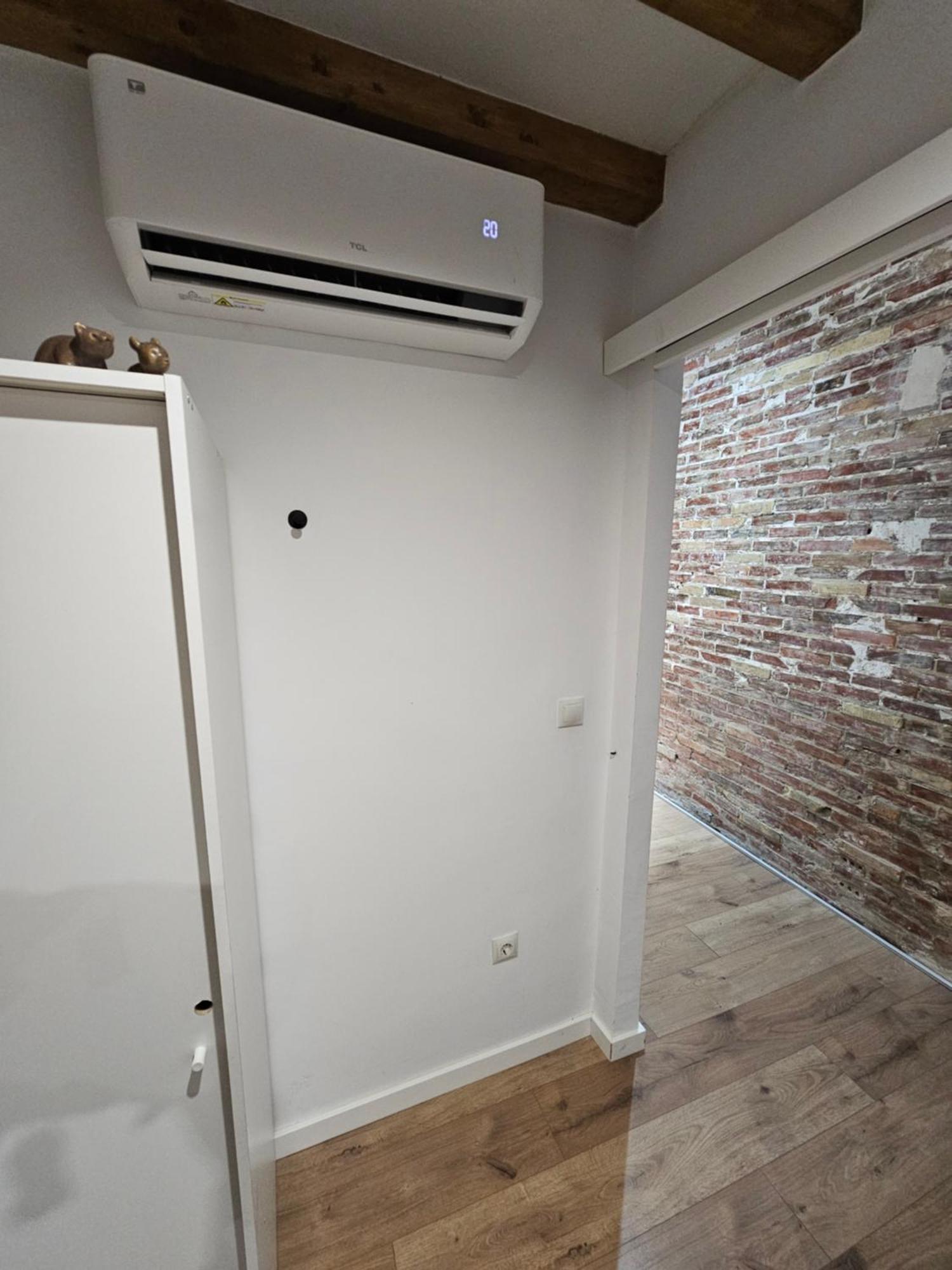 Bear Homes - Olimpia Suite Valencia Exterior photo